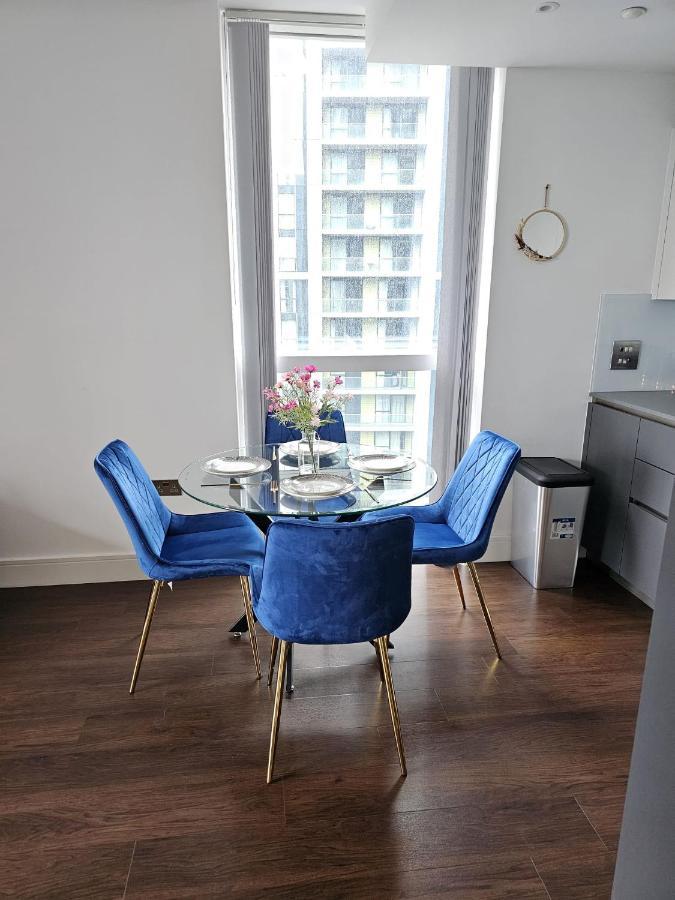 2 Bed Luxurious Apartments Canary Wharf Londyn Zewnętrze zdjęcie